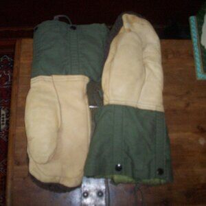 Military Extreme Cold Weather Mittens Glove Set Wool With nylon Liners M USAF